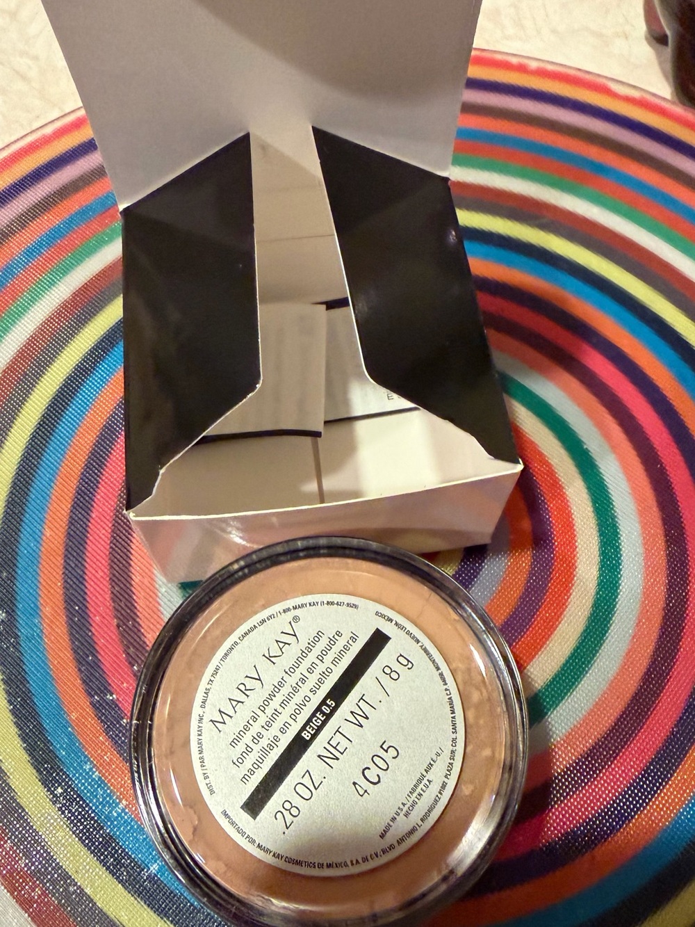 Mary Kay Mineral Powder Foundation in Beige 0.5. New in box!